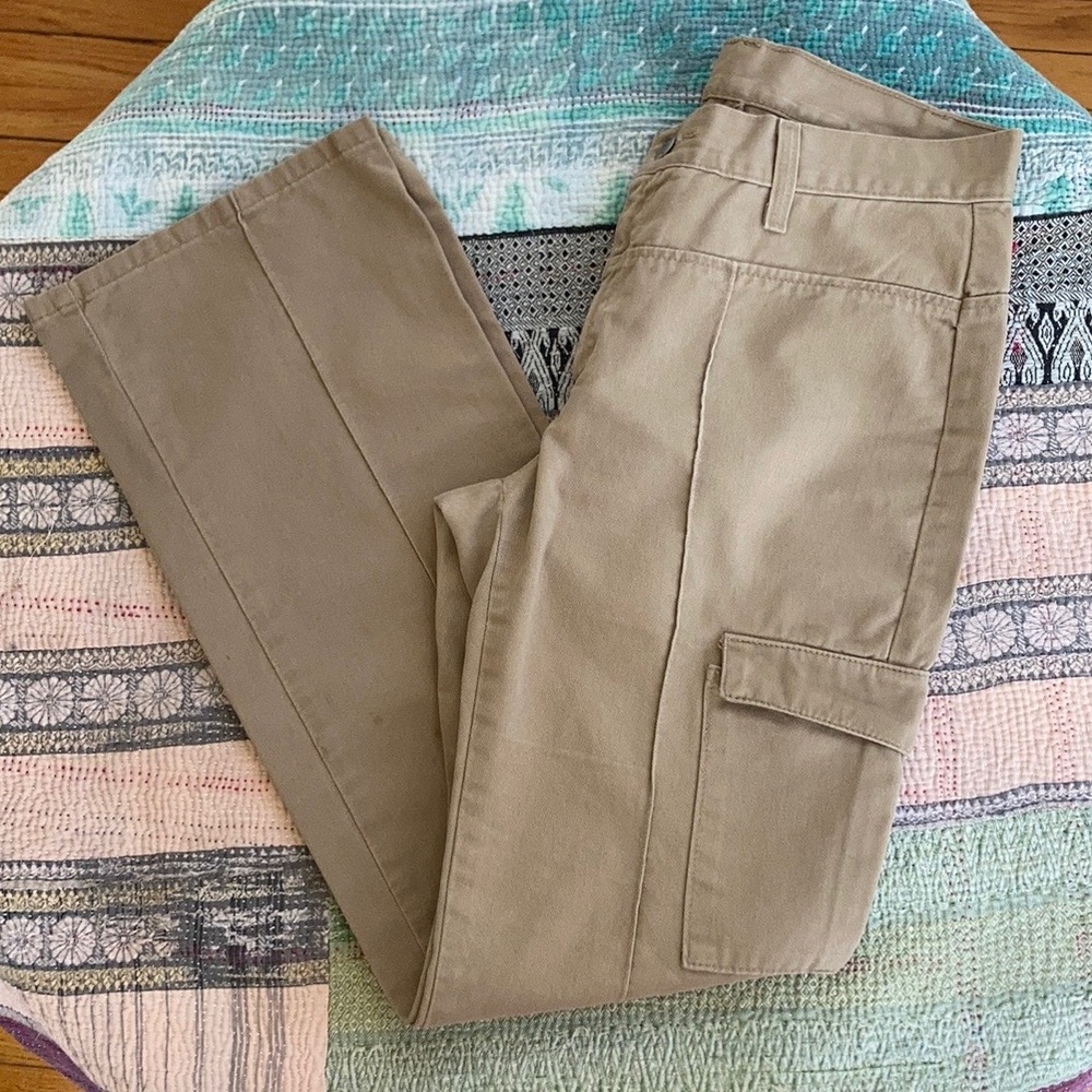 Vintage 90’s L2 Levi’s Utility Khaki Cargo High Rise Pants Junior Size 9